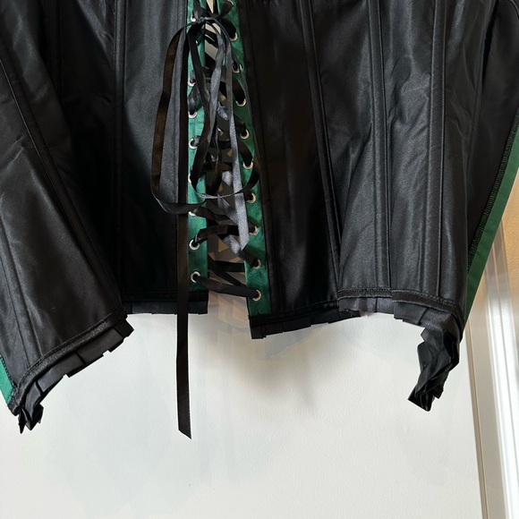 Velvet Kitten Emerald Green Corset – Size L – Lace-Up Back - Picture 9 of 9